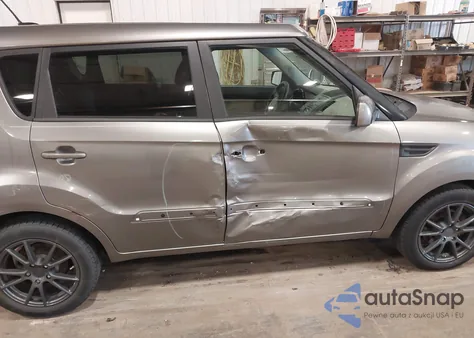 2011 Kia Soul ! из США, поврежденный, VIN KNDJT2A28B7205812